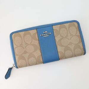Coach Beige and Blue Zip Wallet